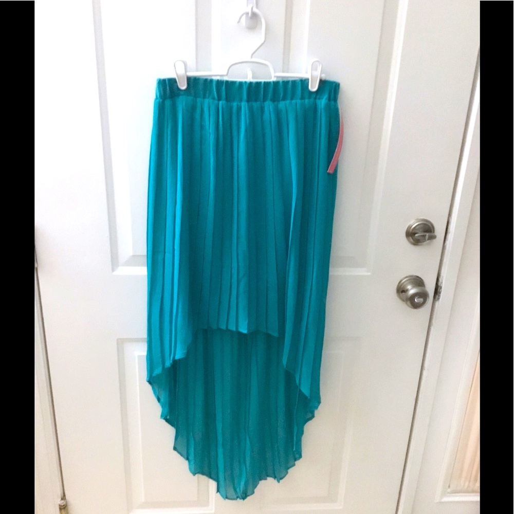 Xhilaration woman’s tess as l large maxi skirt w/t.